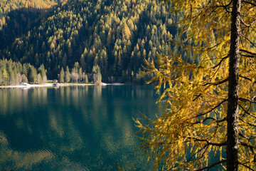 Lago di Anterselva in autunno