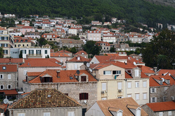 Fototapeta na wymiar Vue d'un quartier urbanisé de Dubrovnik