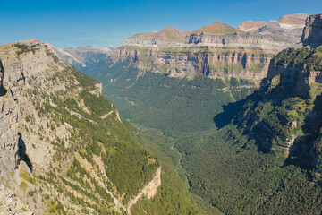 The Ordesa Valley is the most emblematic area of ​​the Ordesa and Monte Perdido National Park,...
