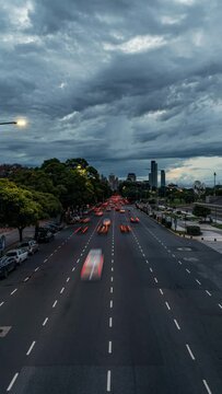 Timelapse transito en Puente de Recoleta, Facultad de derecho, buenos aires,