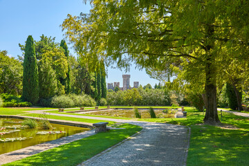 Beautiful park pond in the famous park garden sigurta, ( parco giardino sigurta ) near the village of valeggio on the mincio. Italy. - 673401829