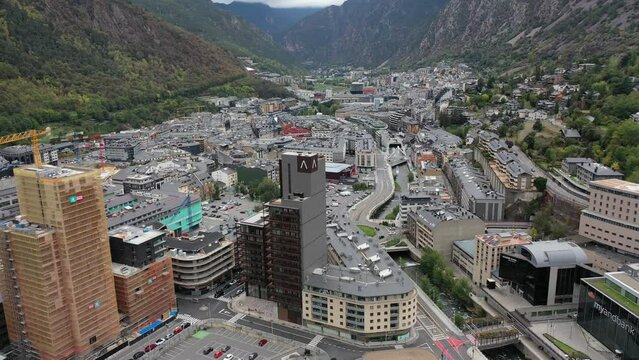 Andorra von oben: Beeindruckende Luftbilder zeigen die Sch&ouml;nheit des Landes!
