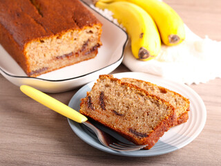 Banana cake with chocolate