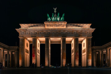 Berlin's Midnight Charm: Brandenburg Gate at Night