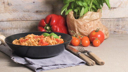 Italian Pasta with Tuna and Basil