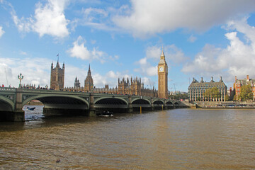 Fototapeta premium houses of parliament city