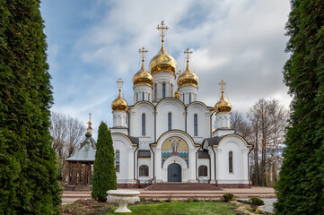 Fototapeta na wymiar St. Nikolas Cathedral. Nikolsky Convent. Pereslavl-Zalessky, Russia.