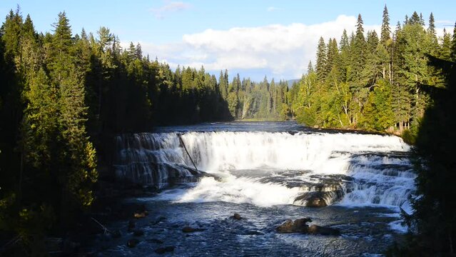 Dawson Falls, Waterfall, Murtle River, Wells Grey Provincial Park, British Columbia, Canada, North America