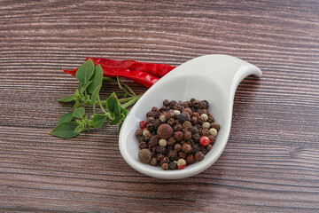 Red, black, yellow pepper mix