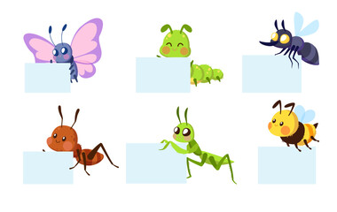 Obraz premium Set of insects holding white sheets. Funny little characters with blank paper. Butterfly, bee and little ant, grasshopper caterpillar and fly. Vector cartoon flat childish illustration
