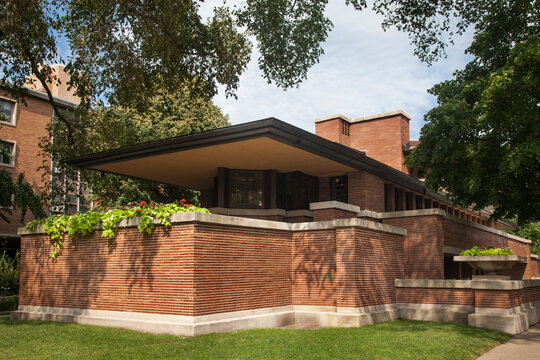 Robbie house by Frank Lloyd Wright in Hyde Park, Chicago