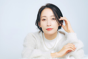 ミドル女性のビューティーポートレート　スキンケア　コスメ