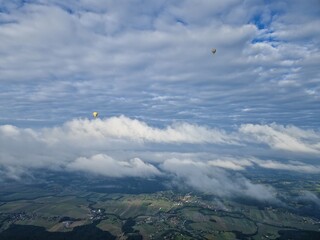 Heißluftballon am Himmel