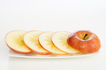 リンゴ　高徳　山形県産