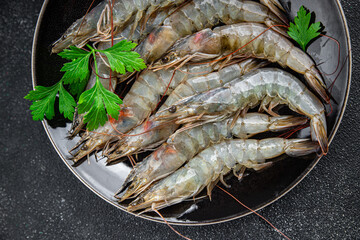raw shrimp fresh prawn seafood fresh delicious healthy eating cooking appetizer meal food snack on the table copy space