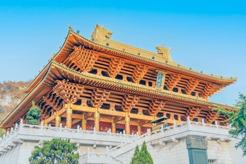 Obraz premium Dacheng Hall of Confucian Temple under the blue sky in Liuzhou, Guangxi.