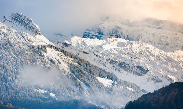 Erster Schnee in den schweizer Alpen, Blick von Rapperswil nach Wäggital