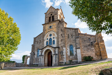 Fototapeta na wymiar Romanesque stone church on top of the hill in the medieval village of Frias, Burgos.