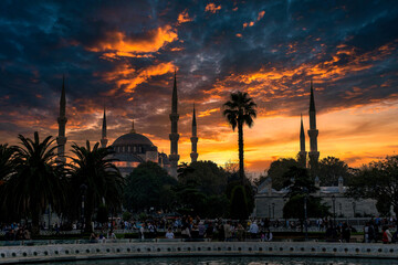 Istanbul Türkiye. Night view of the illuminated minarets of the Blue Mosque