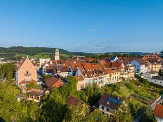 Fototapeta na wymiar Luftbild von der Stadt Stockach mit der Kirche St. Oswald in der Oberstadt, historischer Stadtkern