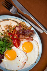 fried eggs with bacon