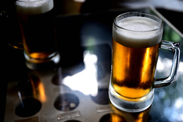 スリランカの古都、キャンディにあるバーのビール