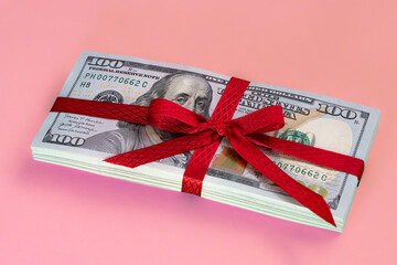 100 dollar banknotes with bow