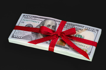 100 dollar banknotes with bow