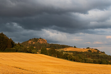 Obraz premium autumn landscape in the mountains