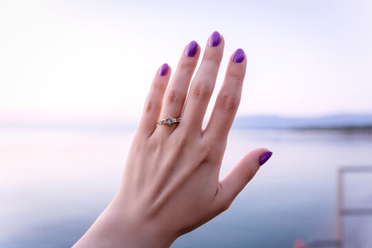 Which Finger Do You Wear Your Rings On? - Larsen Jewellery