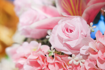Roses in the bride's bouquet at the wedding