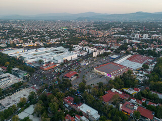 Fototapeta na wymiar Different images of the south of Mexico City, sunsets over the metropolis
