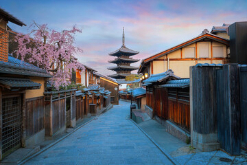 Fototapeta na wymiar Kyoto, Japan - March 30 2023: The Yasaka Pagoda known as Tower of Yasaka or Yasaka-no-to. The 5-story pagoda is the last remaining structure of Hokan-ji Temple which is built in the 6th-century