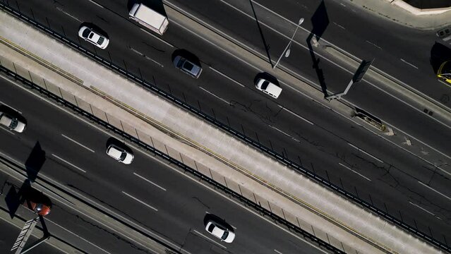 An aerial view of a highway with traffic