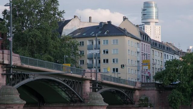 Close clip Ignatz Bubis Bridge during rush hour on a summer evening in Frankfurt 