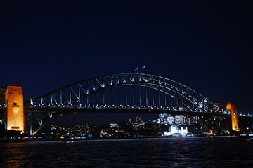 Fototapeta premium Night View of Sydney Harbour Bridge in Sydney, Australia - オーストリア シドニー ハーバーブリッジ 夜景