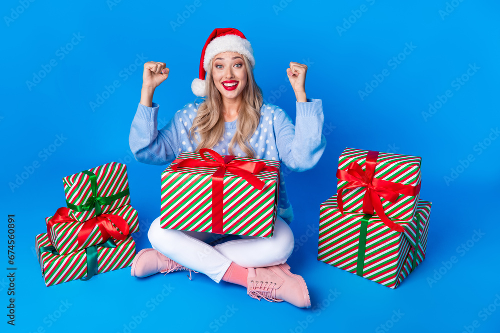 Sticker Full body cadre of woman celebrate party happy new year party atmosphere sale winter holidays advert isolated on blue color background