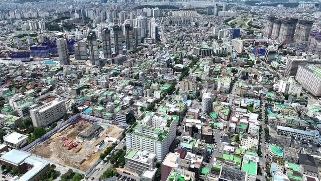 Daejeon/Aerial veiw of roads in Daejeon Metropolitan City, South Korea