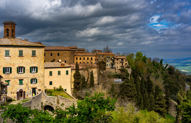 Fototapeta na wymiar Die Schöne Altstadt Volterra die südwestlich von Florenz in Italien liegt