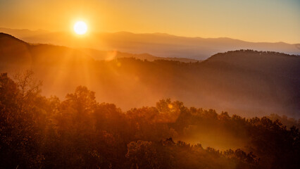 Obraz premium Smoky Mountain Sunrise