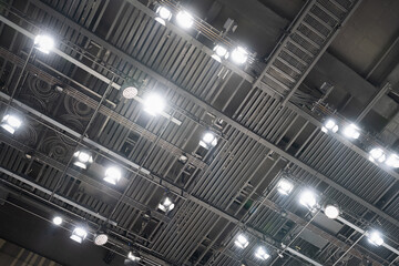 大ホールの天井照明
