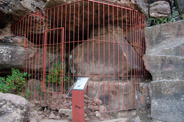 Abrigo del Ciervo, Pinares Rodeno, Sierra de Albarrac&iacute;n, Albarrac&iacute;n, Arag&oacute;n.