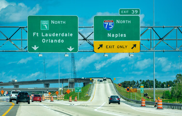 Car traffic along Florida I-75 Interstate