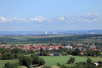 Blick über das Neckartal Richtung Neckarwestheim