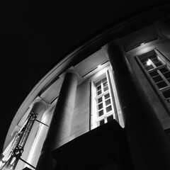 Staatstheater Saarbrücken bei Nacht