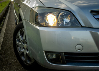 headlight of a car