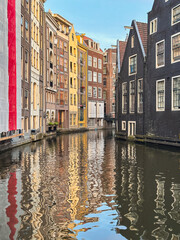 Fototapeta na wymiar city canal houses Amsterdam 