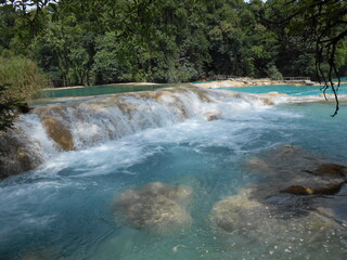 Cascadas de agua Azul 2, Chiapas, México.