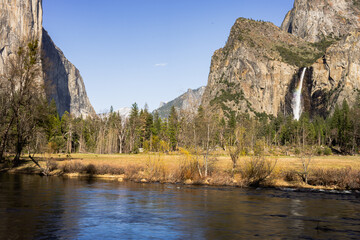 lake in yosemite