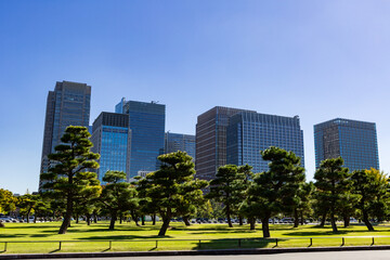丸の内高層ビル　東京都千代田区